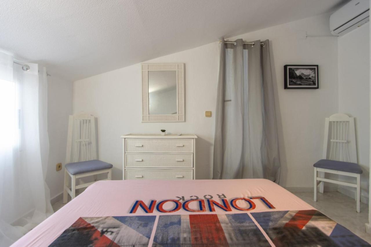 Fischer Id161 Apartament